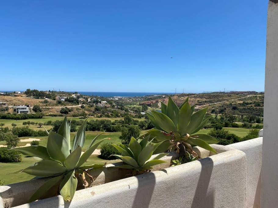Penthouse Seaview And Golf Valle Romano Эстепона Экстерьер фото
