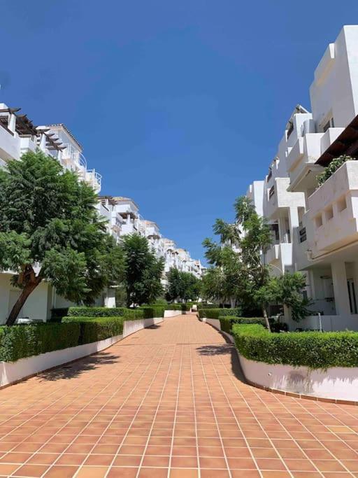 Penthouse Seaview And Golf Valle Romano Эстепона Экстерьер фото