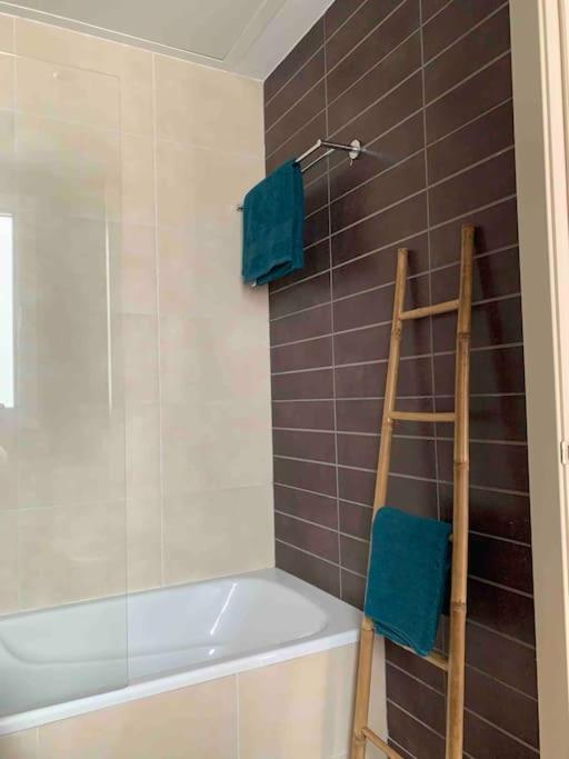 Penthouse Seaview And Golf Valle Romano Эстепона Экстерьер фото