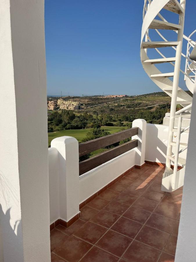 Penthouse Seaview And Golf Valle Romano Эстепона Экстерьер фото